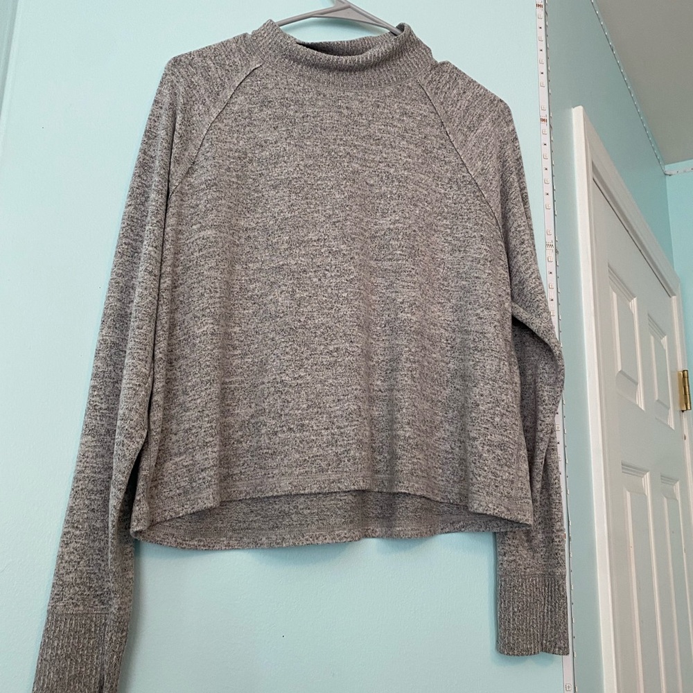 Cozy Gray Abercrombie and Fitch Sweater